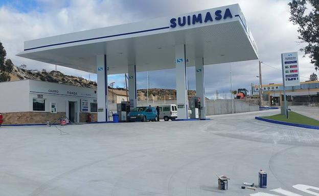 Diputación mejora el pavimento de 40.000 metros cuadrados de los Polígonos de Fines y Olula