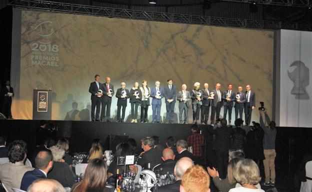 Valor de la unidad, cooperación empresarial y compromiso en los XXXII Premios Macael