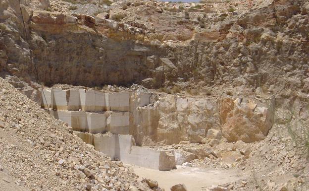 Macael acoge un Seminario internacional de Turismo Industrial