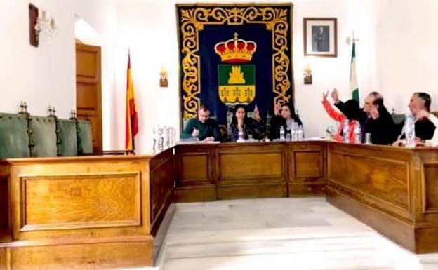 El Pleno de Cantoria aprueba un presupuesto de más de seis millones para 2019 y reduce la deuda