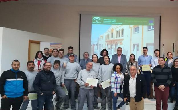 La Escuela del Mármol impartirá cinco itinerarios formativos para 90 personas desempleadas hasta 2021