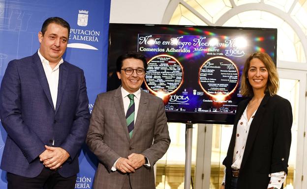 I Noche en Negro de Tíjola para incentivar el comercio local