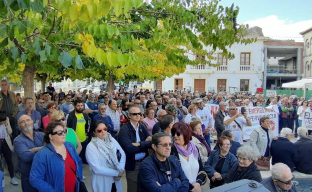 Serón acogió una gran concentración en contra de los pozos de emergencia en el Almanzora