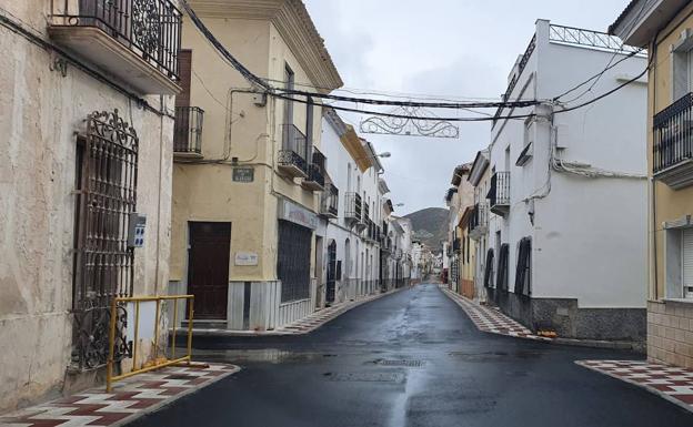 Cantoria prohíbe la compra diaria y limita a una vez cada dos días la salida a comercios
