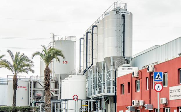 Cosentino retoma la producción con «niveles de actividad reducida» y con protocolos de seguridad