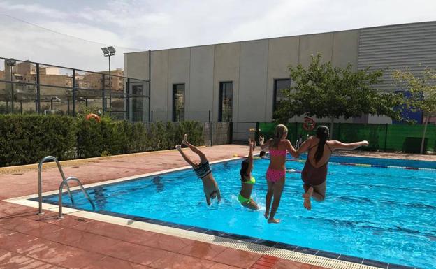 Los pueblos de la Mancomunidad del Almanzora deciden no abrir las piscinas municipales este verano