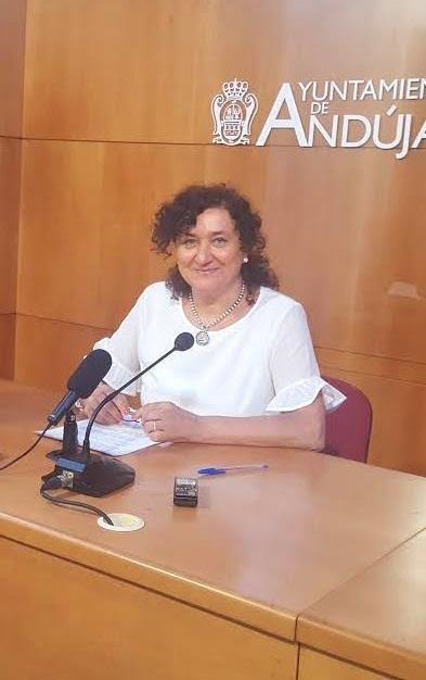 La Concejala de Cultura afirma que volverán los Cursos Universitarios de Otoño