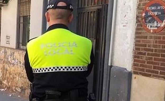 Fallece un hombre de 65 años tras caer desde un segundo piso en Andújar