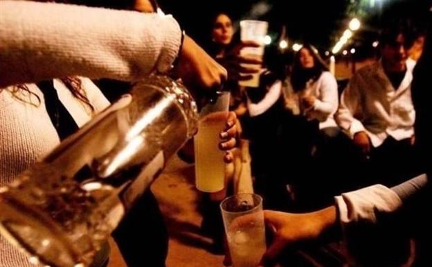 Cinco niños de once años de botellón en Andújar