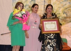 Mercedes Fernández Arco derrama un entrañable y emotivo pregón en la Semana Grande del Madroño