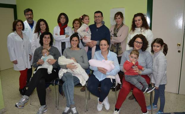 Certificado internacional para el centro de salud Virgen de la Cabeza por fomentar la lactancia materna