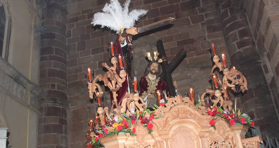 Impacto y bullicio de las hermandades de Andújar