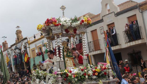 'La Morenita' empapa de fe los corazones