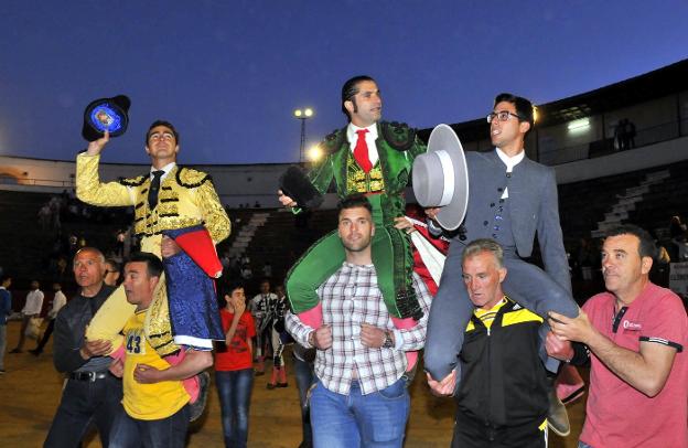 Triunfal corrida con indulto en Andújar