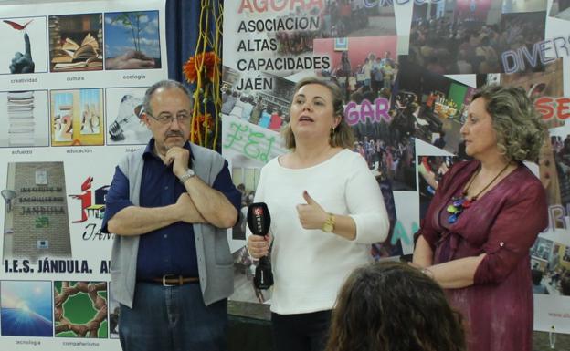 El colectivo Ágora sigue concienciando del problema de las altas capacidades