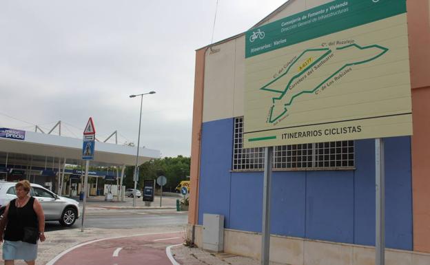 El debate sobre el carril-bici sube de tono a las puertas de su inauguración