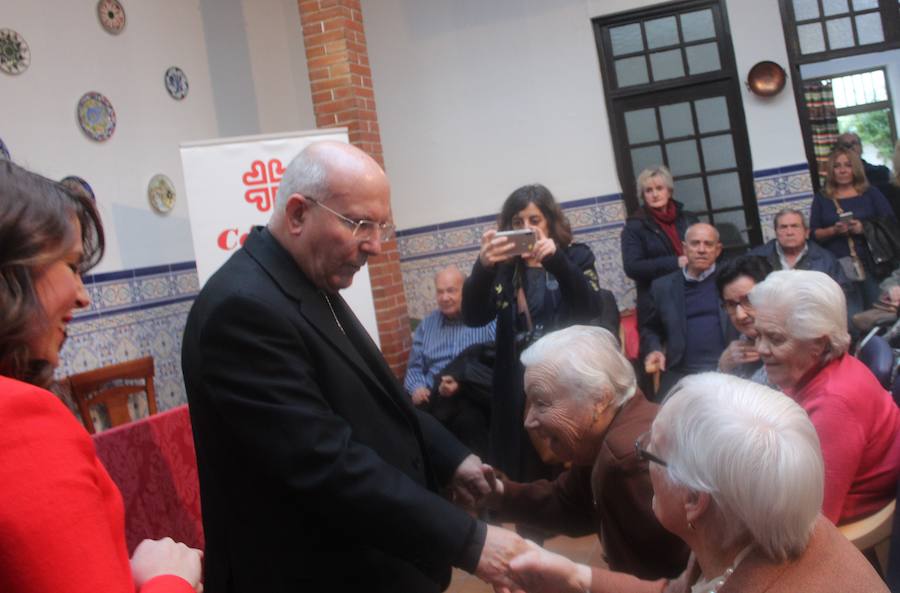 Los 30 años de la Casa Hogar 'Andrés Cristino' realzan la ayuda al mayor
