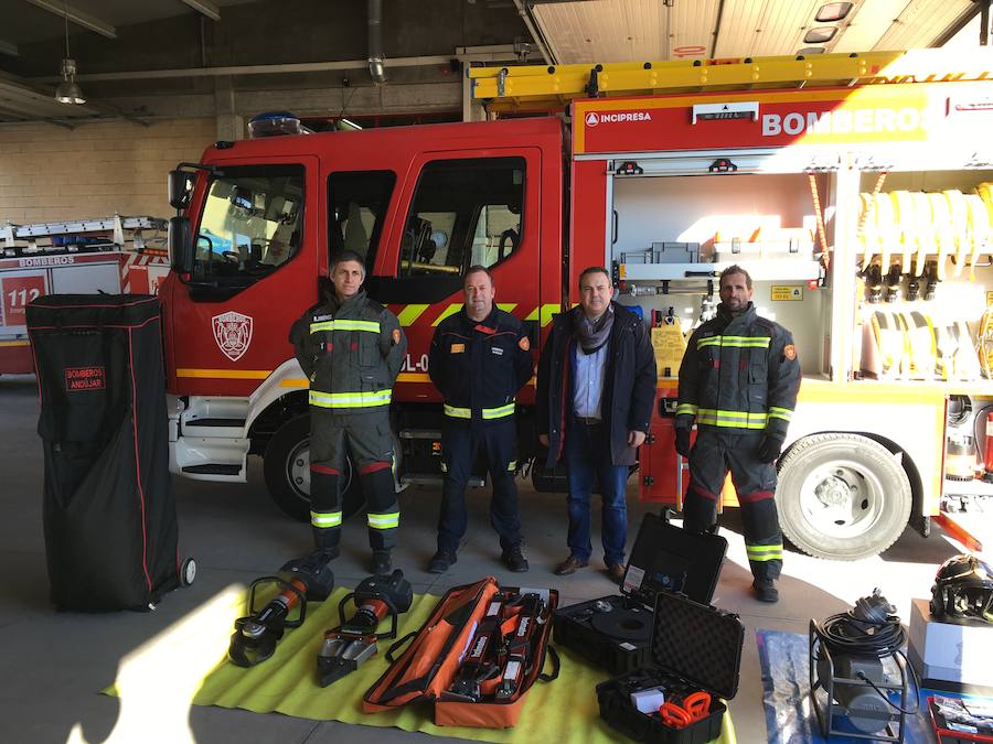 El parque de bomberos de Andújar aumenta su equipamiento y se convierte en referente