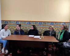 Unas charlas cofrades organizadas por la iglesia de Santa María preparan a la Cuaresma