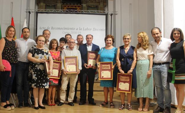 Homenaje a nueve profesores que se jubilan este curso en Andújar