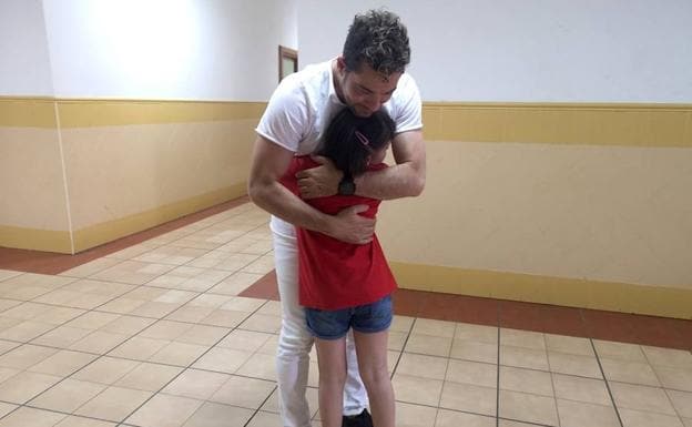 La emotiva sorpresa de David Bisbal a la pequeña Rocío en su concierto en Andújar