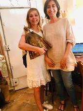 Una andujareña adquiere en Madrid una talla antigua de 'La Morenita' que la dará a la ciudad