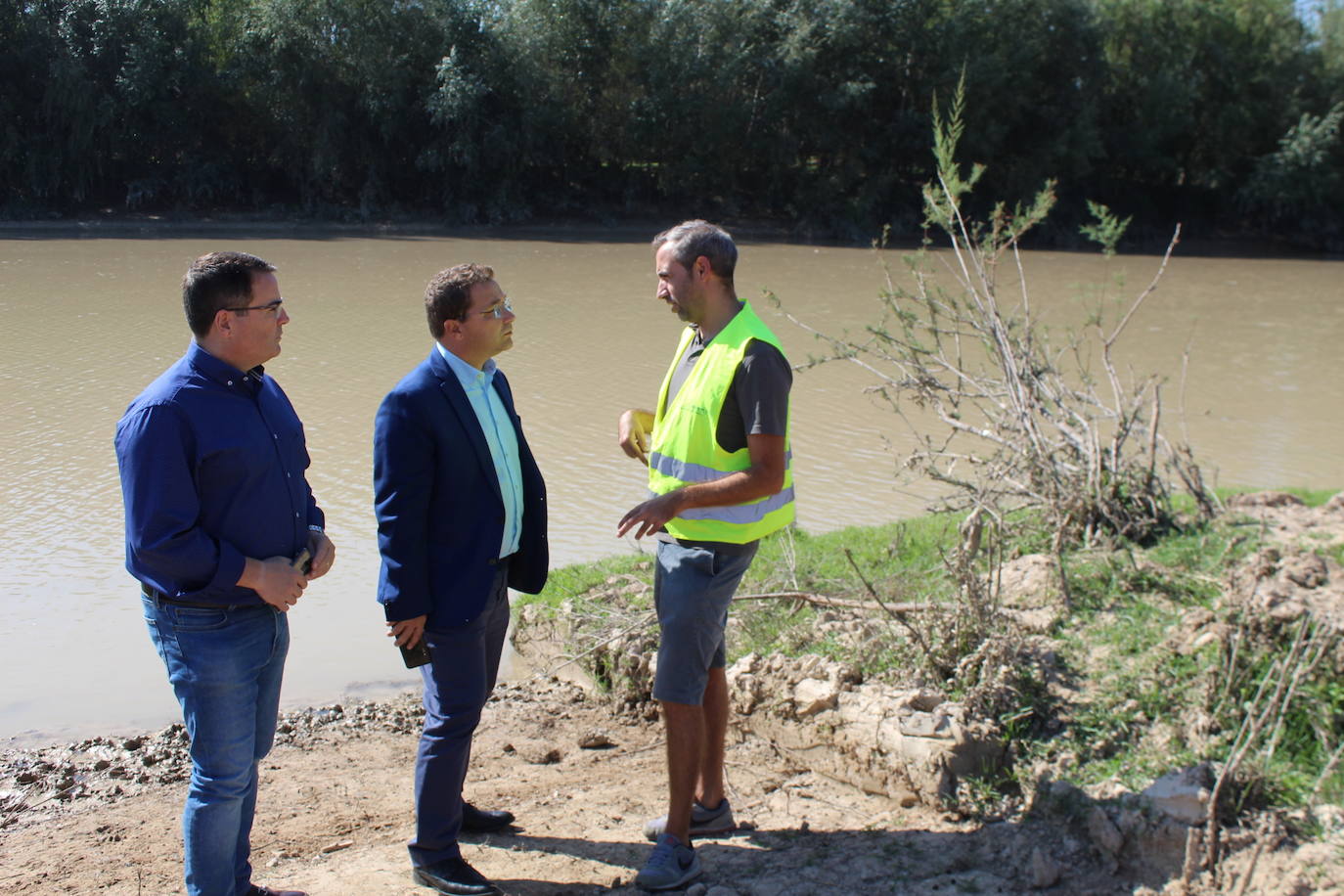 Una empresa está realizando el estudio de la sedimentación del río Guadalquivir