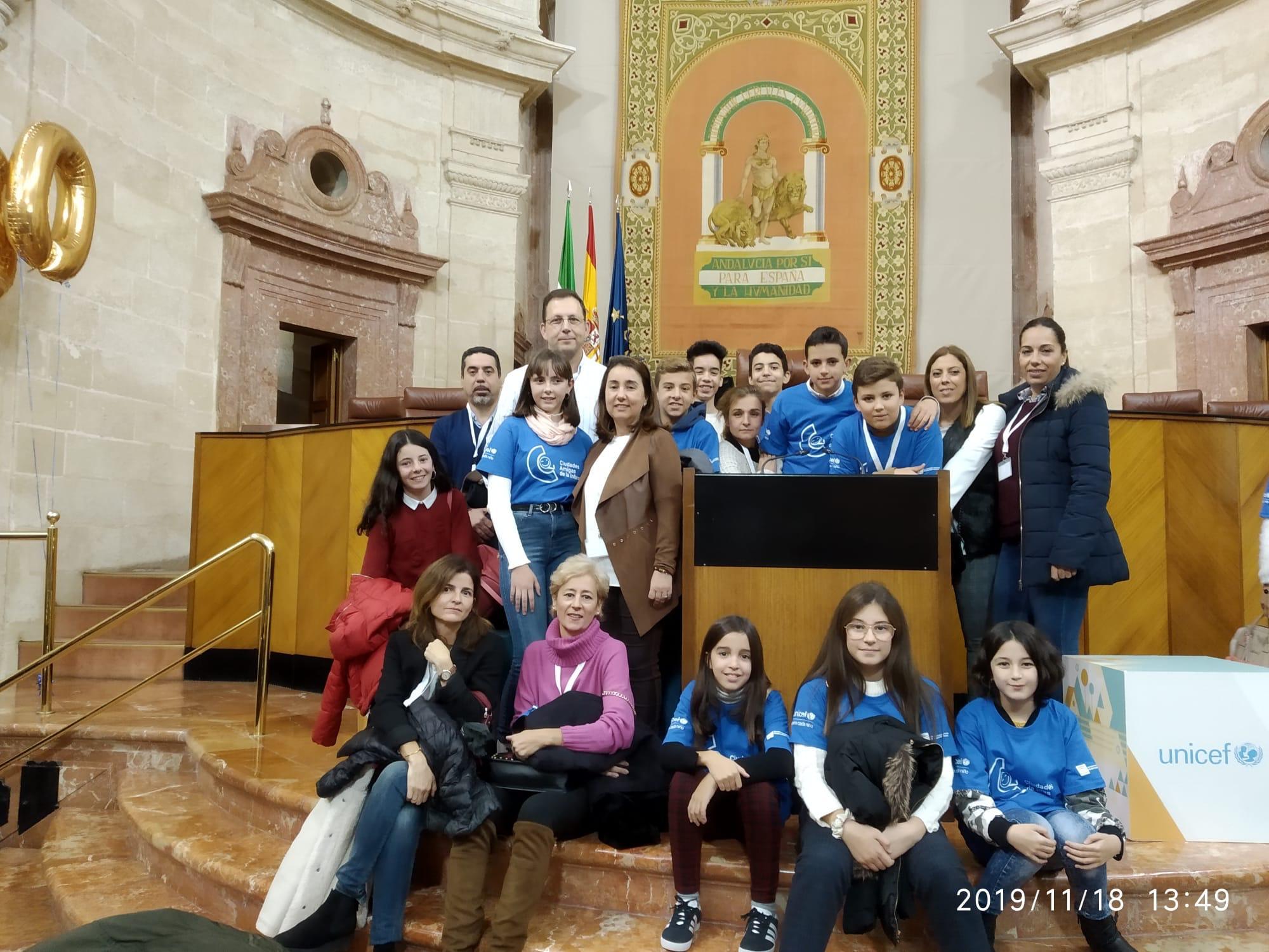 Alumnos de la ciudad defendieron en el parlamento andaluz los derechos de la infancia