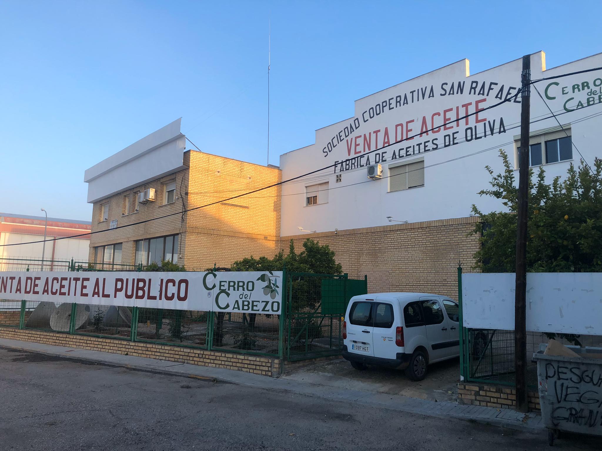Malestar en una cooperativa por no contar con su AOVE en Andújar Flamenca