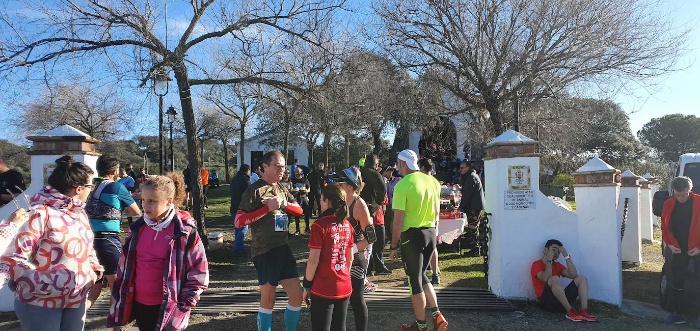 El senderismo y el atletismo se unen contra el cáncer
