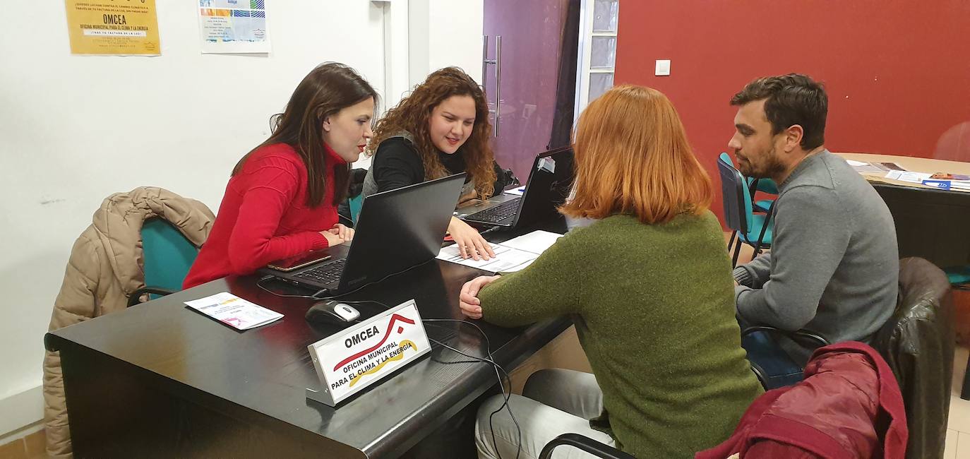 La Oficina Municipal para el Clima y la Energía empieza a cambiar hábitos de consumo entre la ciudadanía