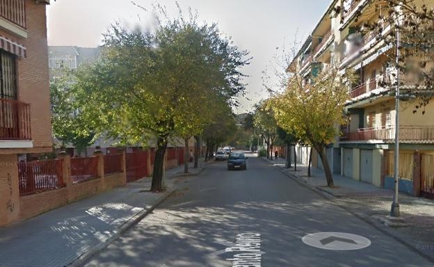 Nueve personas resultan afectadas en el incendio de un piso en Andújar