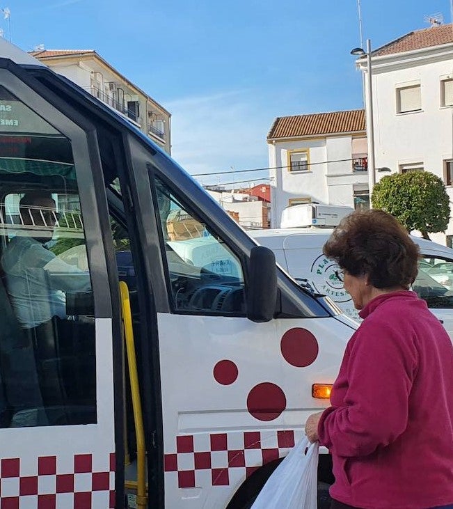 Quejas ciudadanas por el servicio de autobús urbano que sufre averías y ocasiona retrasos