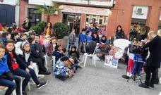 Escolares de la ciudad comparten lecturas animadas en las calles y se acercan el teatro