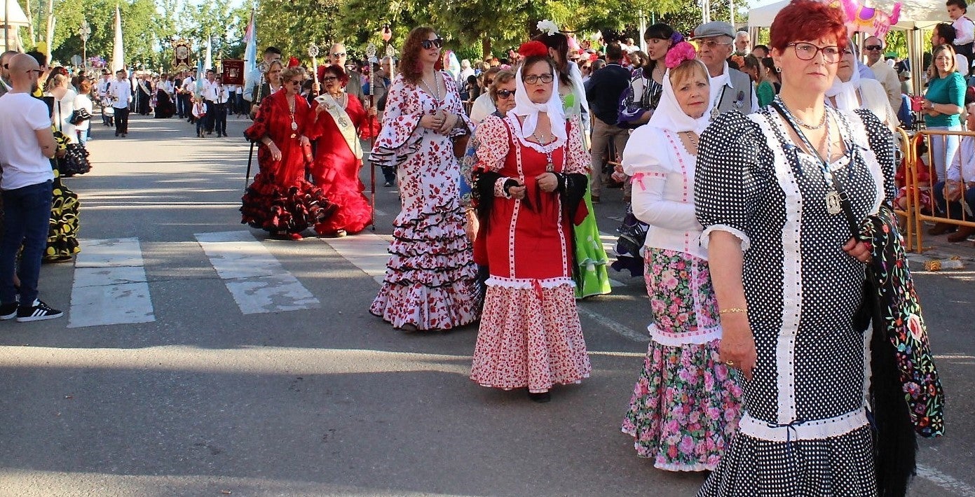 La supresión de las procesiones de Semana Santa y de la Romería deja efectos devastadores en la economía