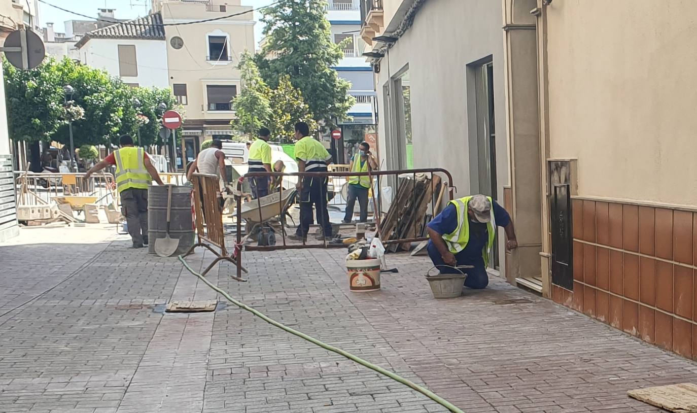 Fase final del arreglo de una de las vías con más longitud
