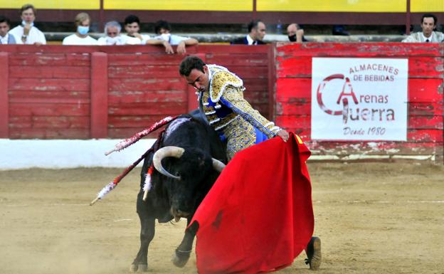 Salvador Cortés y el toro 'Envilecido', el dúo de triunfadores en Andújar