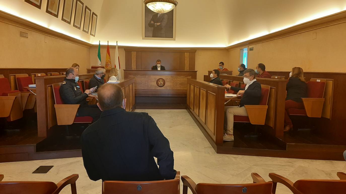 La Comisión Covid 19 del Ayuntamiento se reúne de manera urgente para evaluar las nuevas restricciones