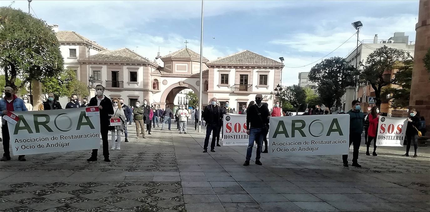 Hosteleros de la ciudad reclaman ayudas de las administraciones y piden que se deje de «demonializar al sector»