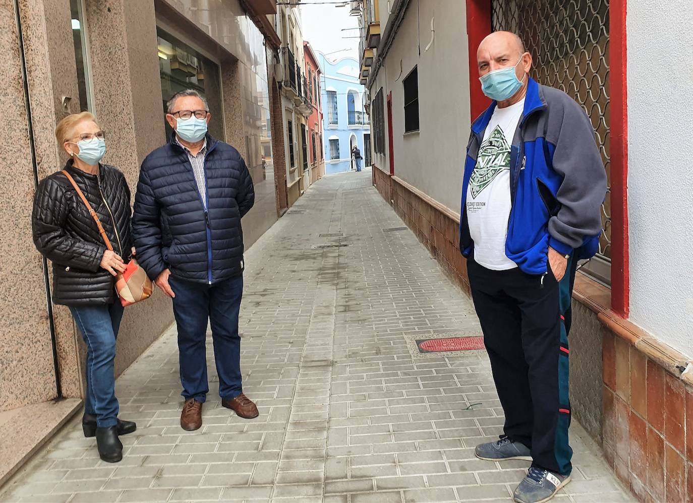 Vecinos de la calle Estudio ya no sufrirán el deterioro de la vía