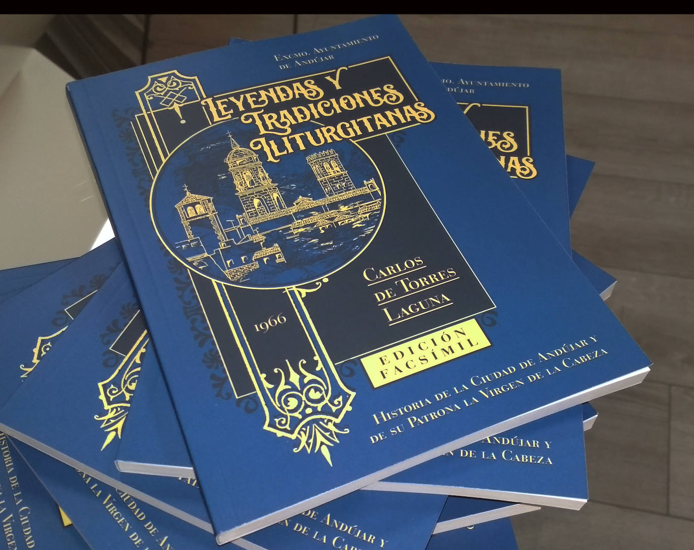 La Concejalía de Cultura reedita el libro 'Leyendas y Tradiciones Iliturgitanas' de Carlos de Torres Laguna