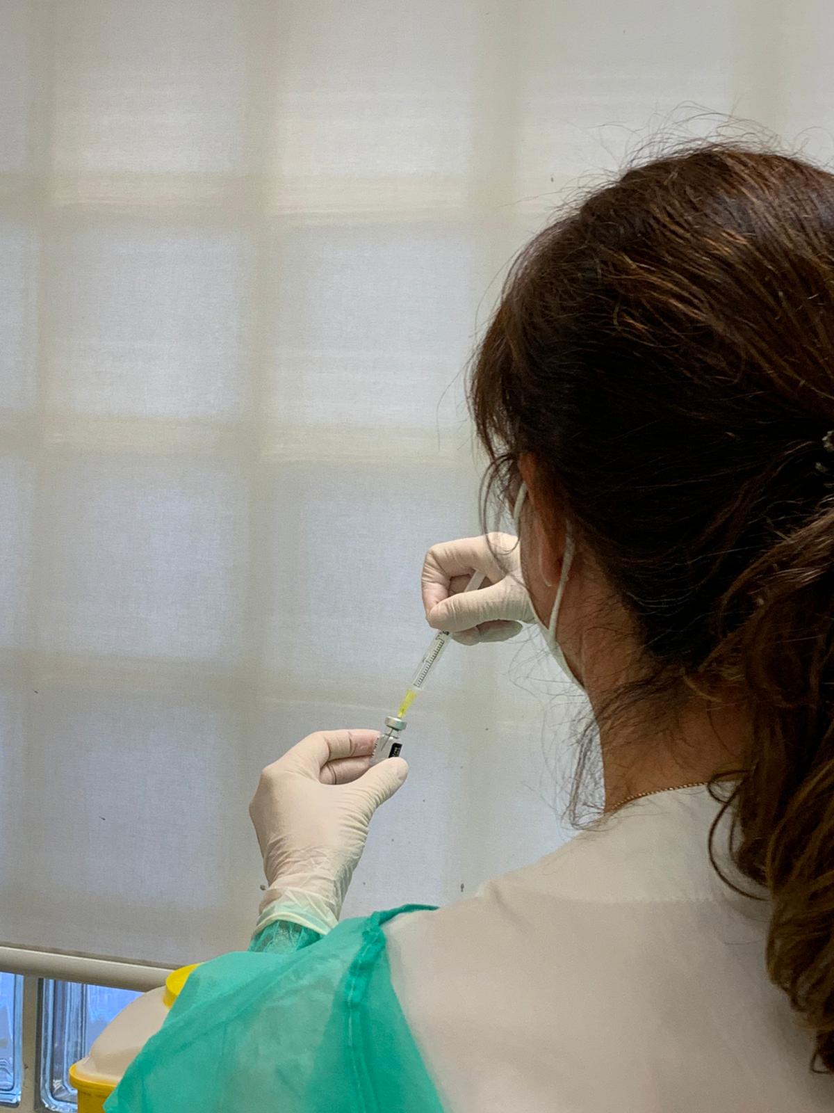 La incidencia del virus vuelve a superar la centena con los 37 casos diagnosticados esta semana