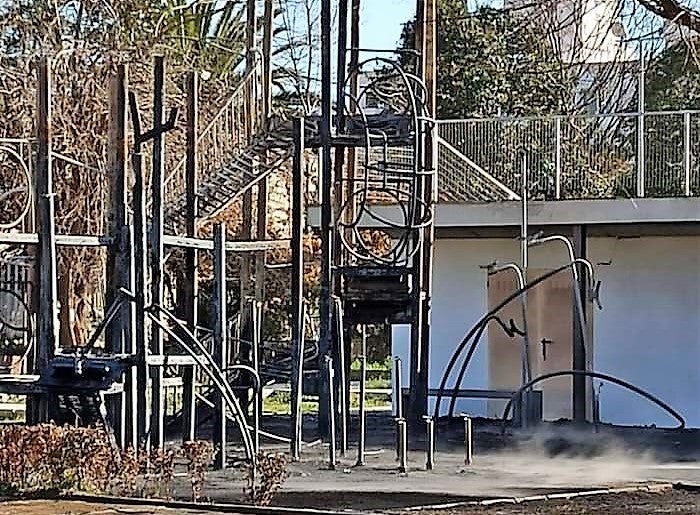 El edil de Medio Ambiente avisa que los actos vandálicos contra los parques comprometen los fondos EDUSI