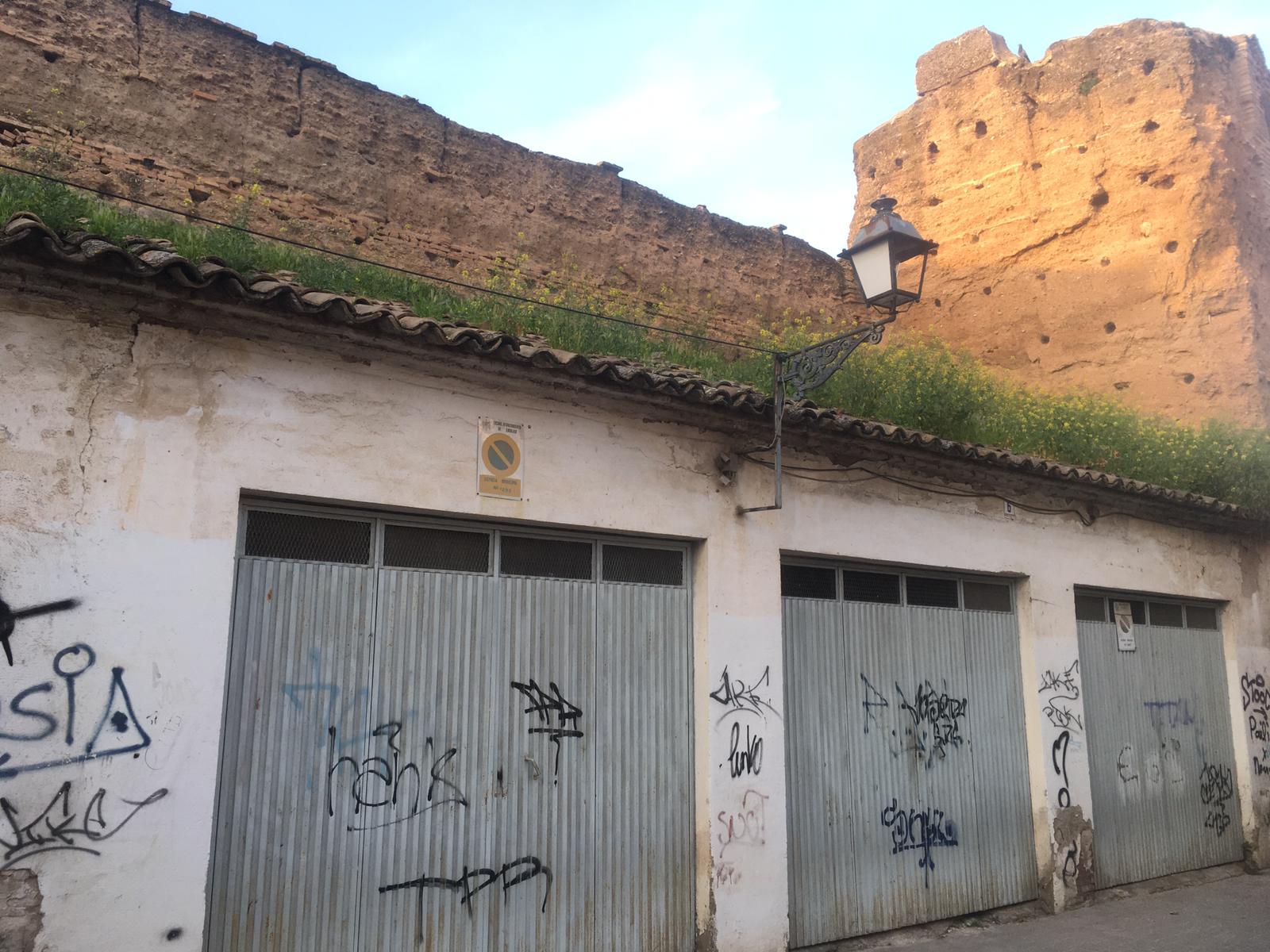 La Consejería de Cultura inicia los trámites para delimitar jurídicamente la muralla de Andújar