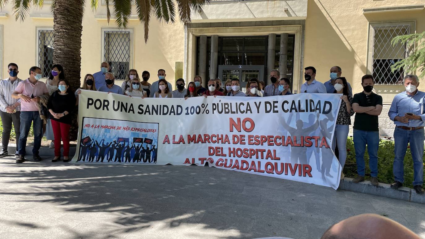 Alcaldes y representantes municipales de la provincia exigen la «paralización del desmantelamiento» de los hospitales pertenecientes a las Agencias Públicas