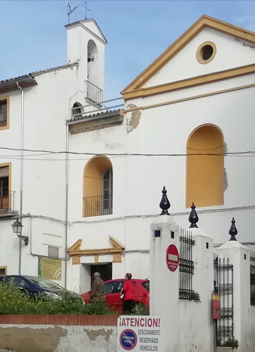 La aparición de unas grietas obliga a parar las obras de remodelación del Antiguo Hospital Municipal