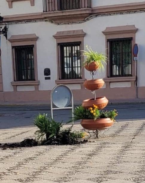 Los destrozos en el mobiliario obligan al Consistorio a tomar medidas