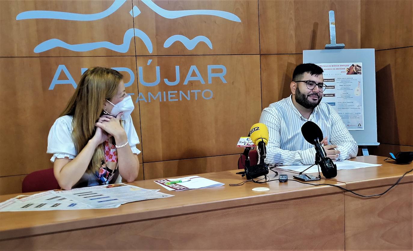 El VI Ciclo de Música Antigua integra charlas y talleres, junto con los recitales