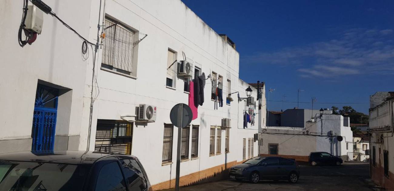 La Junta inicia esta semana las obras de eficiencia energética en 45 viviendas de la ciudad