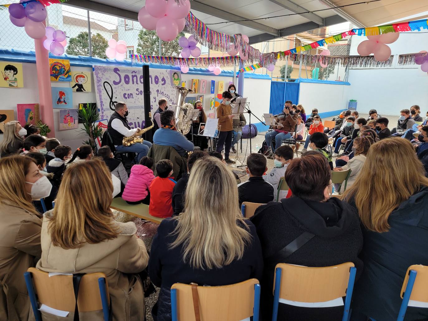 Los actos del 8-M quieren sembrar la igualdad a edades tempranas en el municipio andujareño